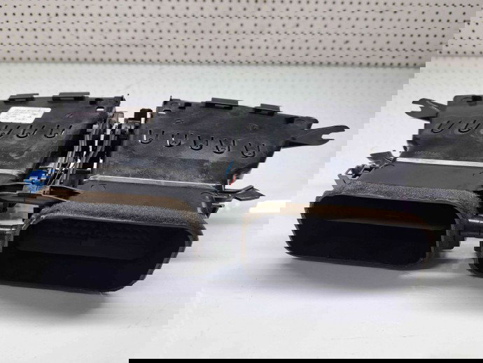  Grila aerisire centrala Mercedes Clasa C (W204) [Fabr 2007-2014] A2048308454