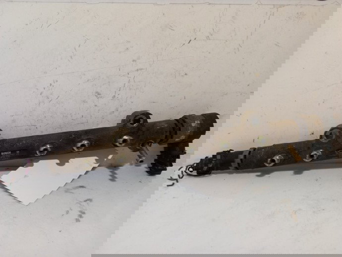 Rampa injectie Toyota Yaris 1.4 D 23810-0N021 2005-2011