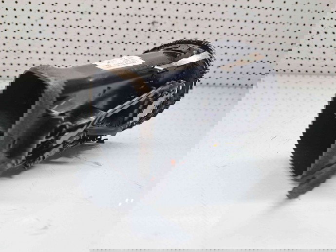  Grila aerisire stanga Mercedes Clasa C (W204) [Fabr 2007-2014] A2048306754