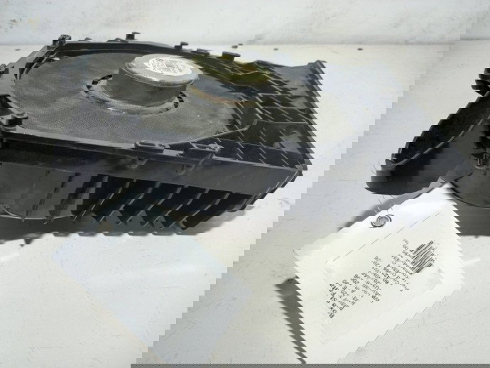 Subwofer stanga BMW E90 2.0 DOEM  2005-2011