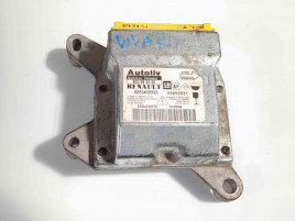 Calculator Airbag 8200402593 Opel Vivaro