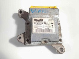 Calculator Airbag 8200402593 Renault Traffic