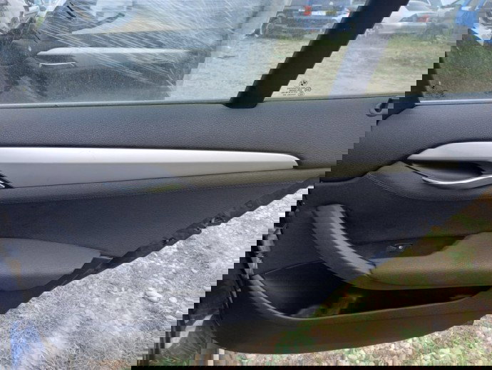 Tapiterie usa dreapta spate BMW X1 2.0 D OEM 2009-2015