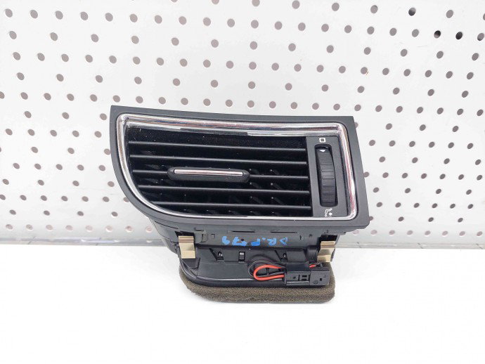 Grila aerisire dreapta Skoda Superb II (3T4) [Fabr 2008-2015] 3T0819702