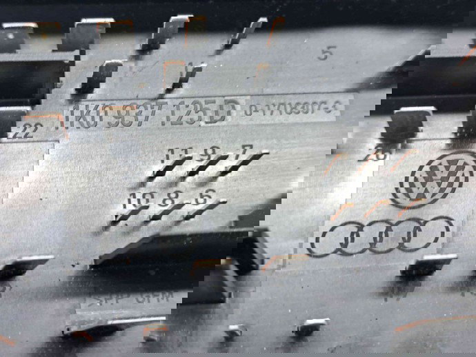  Panou sigurante Skoda Octavia 2 Combi (1Z5) [Fabr 2004-2013] 1K0937125D 