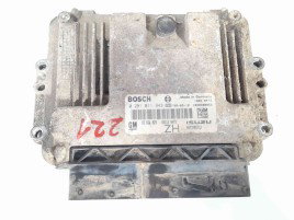 Calculator motor ECU Opel Astra H [Fabr 2004-2009] 55556829
