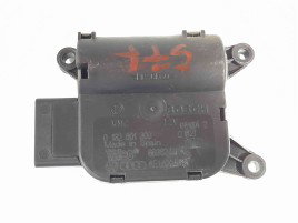 Motoras clapeta aeroterma bord Audi A4 (8EC, B7) [Fabr 2004-2008] 8E1820511A
