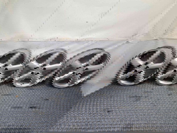 Set jante aliaj Hyundai Santa Fe 2 (CM) [Fabr 2005-2012] R17 | 5X114.3 | ET 41 | J 7