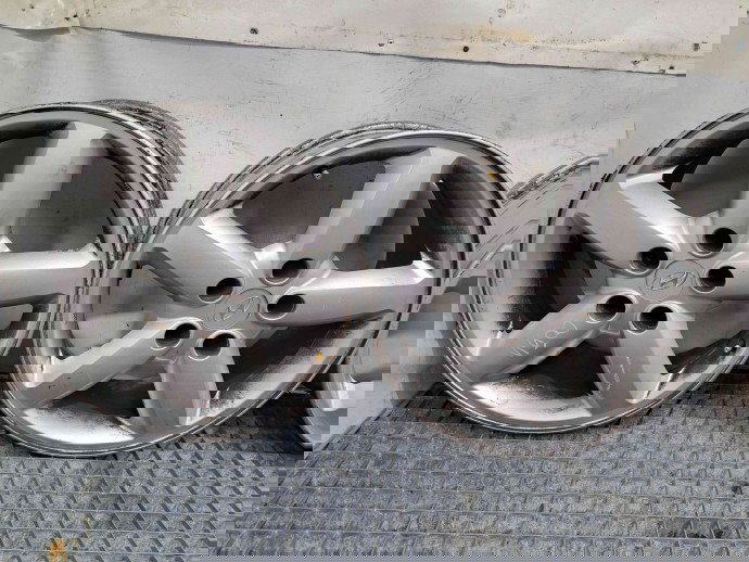 Set jante aliaj Hyundai Santa Fe 2 (CM) [Fabr 2005-2012] R17 | 5X114.3 | ET 41 | J 7