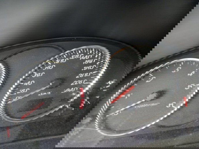 Ceasuri bord Mazda 6 2.0 D OEM 2002-2008