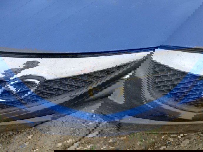 Grila fata Mazda 6 2.0 D OEM 2002-2008