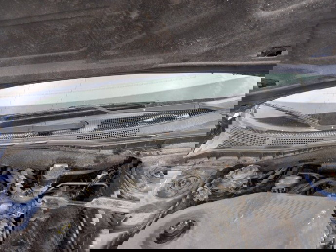 Grila stergatoare Mazda 6 2.0 D OEM 2002-2008