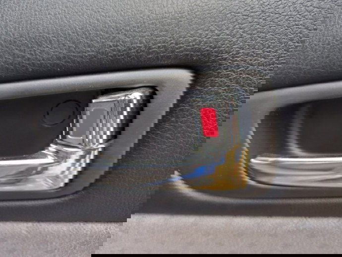 Maner interior dreapta spate Mazda 6 2.0 D OEM 2002-2008