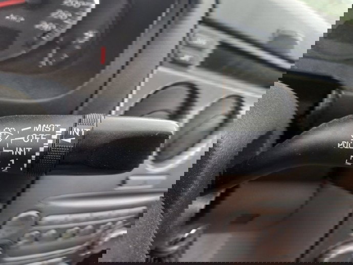 Maneta stergatoare Mazda 6 2.0 D OEM 2002-2008