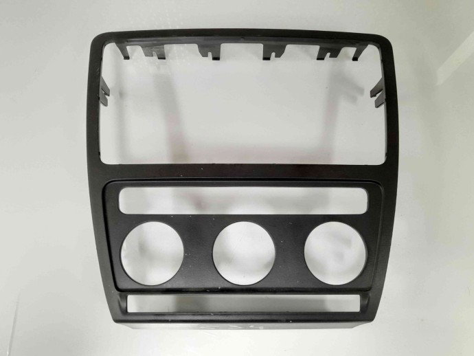 Ornament bord Skoda Octavia 2 (1Z3) [Fabr 2004-2013] 1Z0858069A