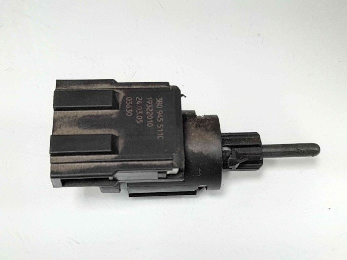 Comutator lumini frana Skoda Octavia 2 (1Z3) [Fabr 2004-2013] 3B0945511C