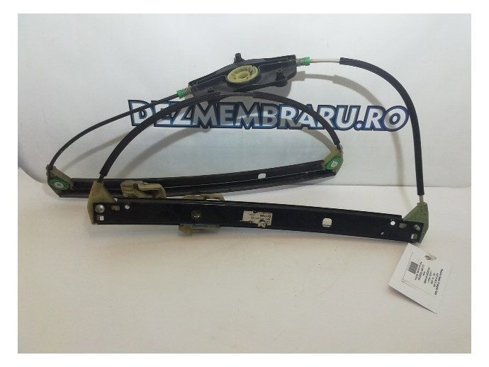 Macara geam dreapta fata Audi A4 B8 2.0 TDI CAGA 8K0837462 2008-2015