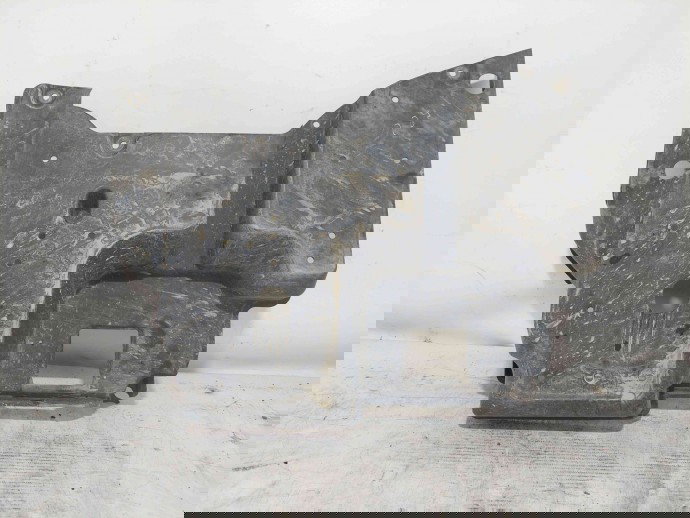 Scut caroserie spate Toyota Auris (E15) [Fabr 2006-2012] 58398-02030