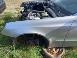 Aripa stanga fata Mercedes W211 E-Class 2.2 CDI OEM 2002-2009