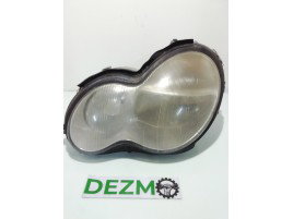 Far stanga Mercedes C220 2.2 CDI A2038200761