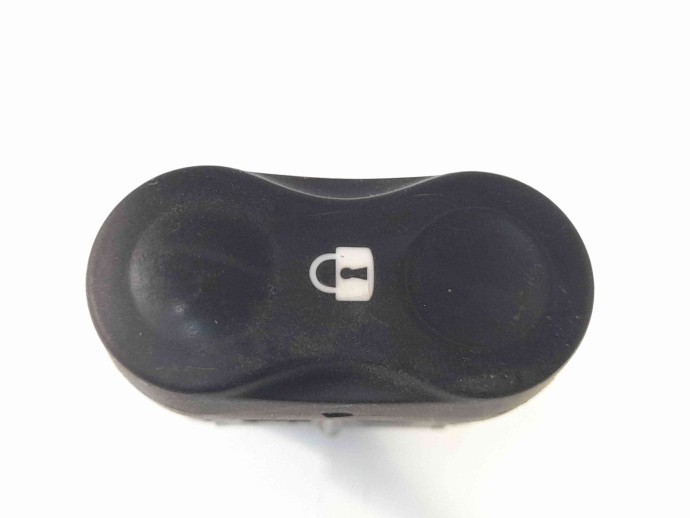 Buton blocare usi Dacia Logan (LS) [Fabr 2004-2012] 870250