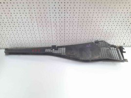 Grila stergator parbriz-stanga Dacia Logan (LS) [Fabr 2004-2012] 8200825457