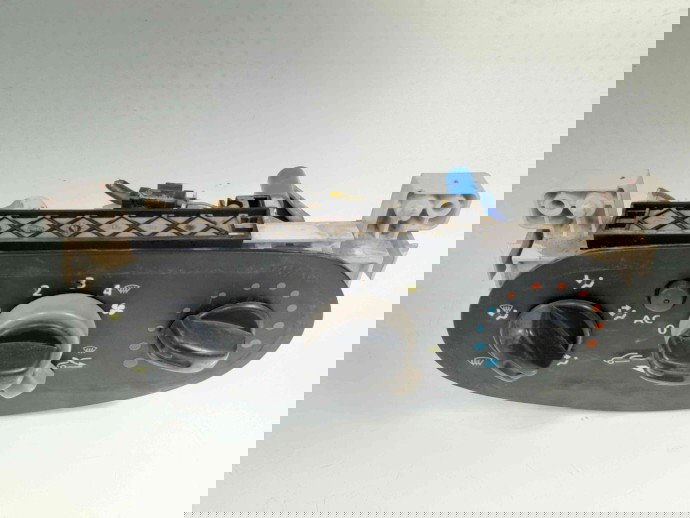 Panou comanda clima Dacia Logan (LS) [Fabr 2004-2012] 106278B