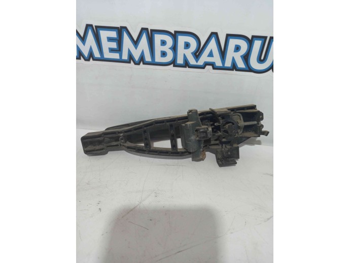 Maner usa dreapta fata FORD FOCUS 2 1.6L Dura6 2006 OEM