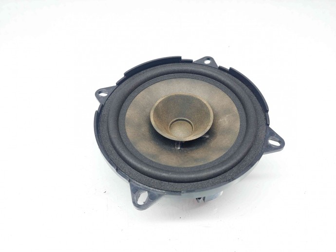 Boxa dreapta fata Dacia Sandero [Fabr 2008-2012] 8200715163