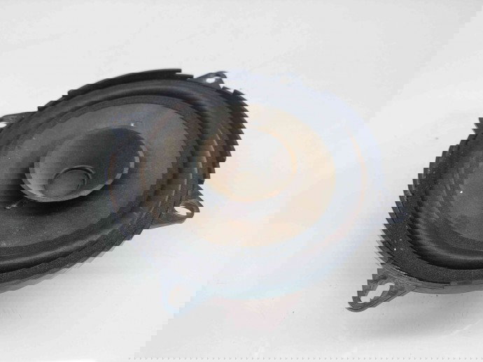 Boxa stanga spate Dacia Sandero [Fabr 2008-2012] 8200715163