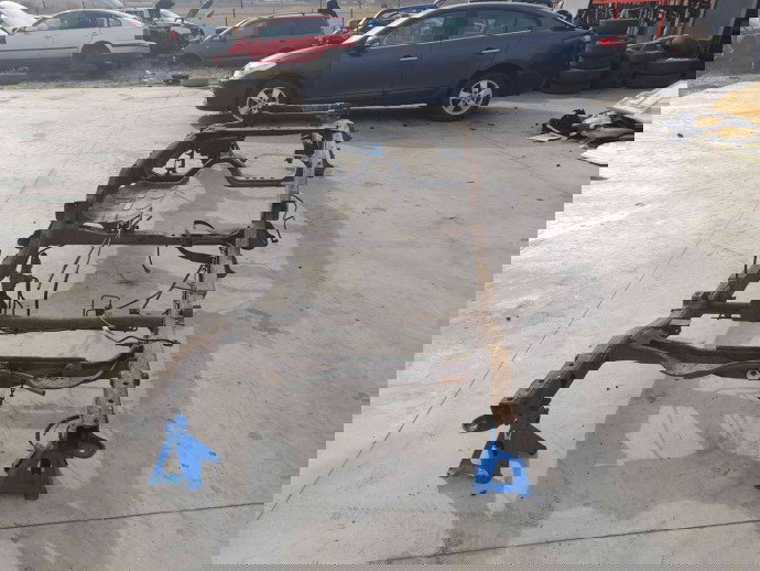 Sasiu Nissan Navara (D40) [Fabr 2005-2014] OEM