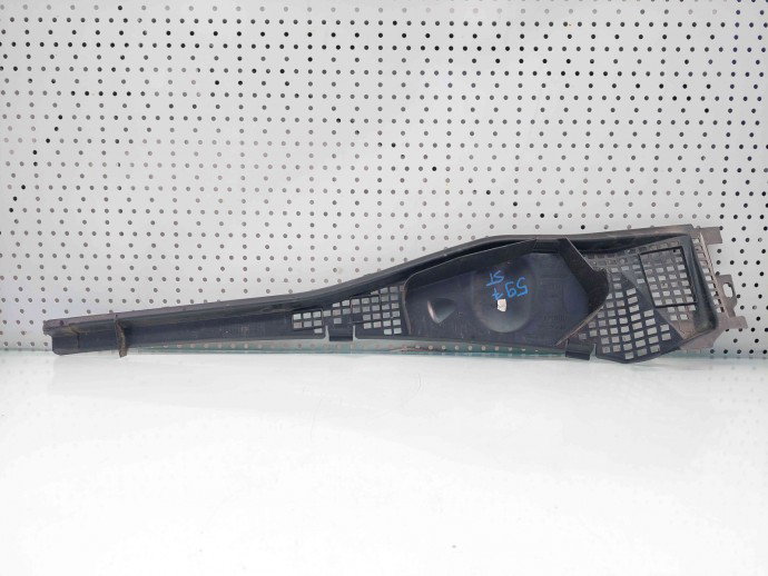 Grila stergator parbriz-stanga Dacia Sandero [Fabr 2008-2012] 8200825457