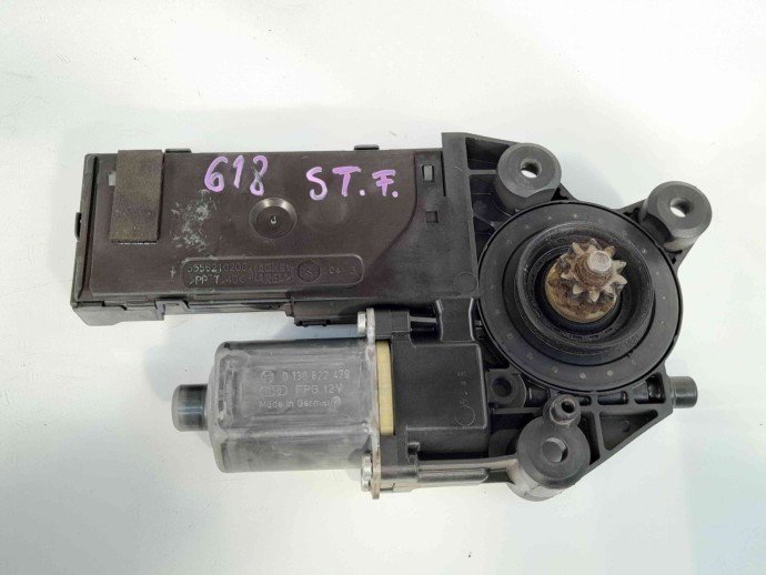 Motoras geam stanga fata Renault Fluence [Fabr 2010-prezent] 807312028R /  0130822479