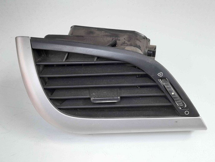 Grila aerisire stanga Peugeot 207 (WA) [Fabr 2006-2012] 9650088577