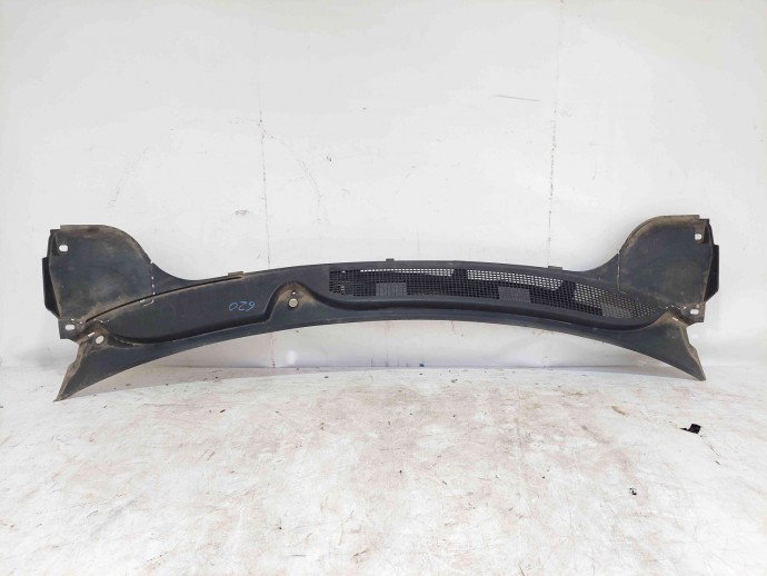Grila stergator parbriz Renault Megane 2 Coupe facelift [Fabr 2002-2008] 8200097006