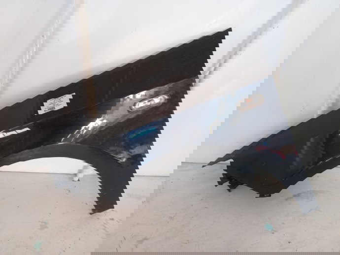 Aripa stanga fata Seat Ibiza  1.2  benz OEM  2008-2017