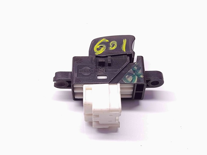 Buton geam dreapta fata Nissan X-Trail (T30) [Fabr 2001-2007] OEM