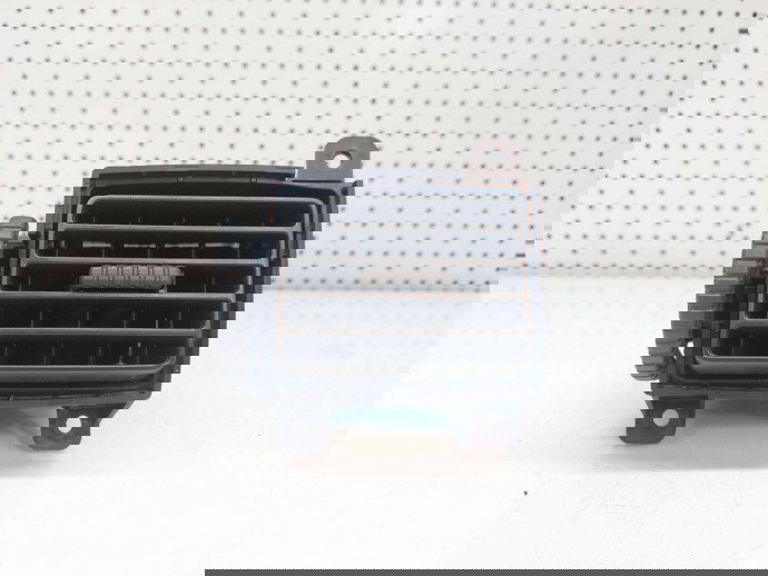 Grila aerisire dreapta Nissan X-Trail (T30) [Fabr 2001-2007] 68760EQ000