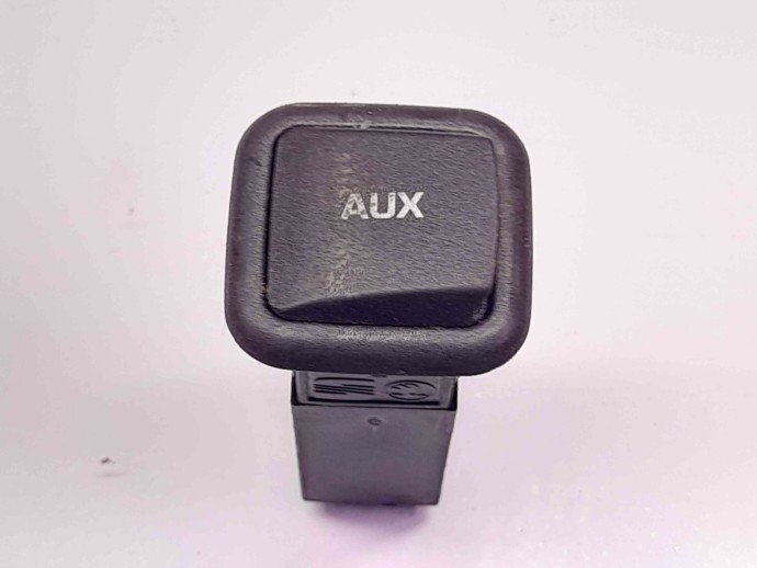 Conector auxiliar USB Skoda Octavia 2 (1Z3) [Fabr 2004-2013] OEM