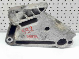 Suport motor Audi A3 Sportback (8VS, 8VM) [Fabr 2013-prezent] 04L199207 2.0 TDI CRBC 