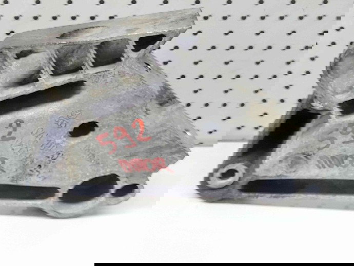 Suport motor Audi A3 Sportback (8VS, 8VM) [Fabr 2013-prezent] 04L199207 2.0 TDI CRBC 