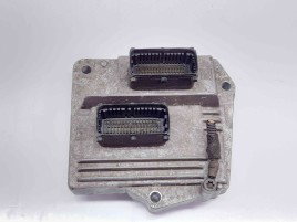 Calculator motor ECU Opel Astra H Hatchback [Fabr 2004-2009] 55561172