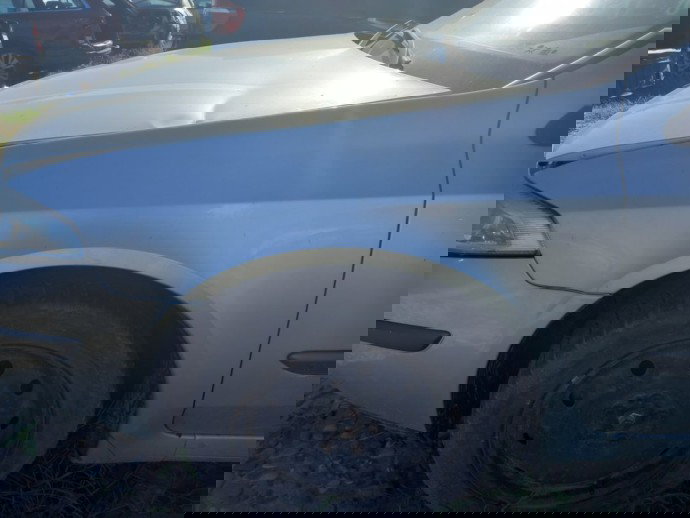 Aripa stanga fata Renault Laguna 2 1.9 DCI OEM 2001-2007