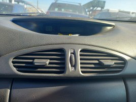 Grila ventilatie centrala Renault Laguna 2 1.9 DCI OEM 2001-2007