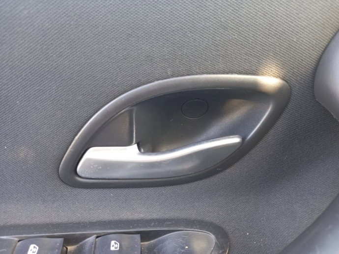 Maner interior stanga fata  Renault Laguna 2 1.9 DCI OEM 2001-2007