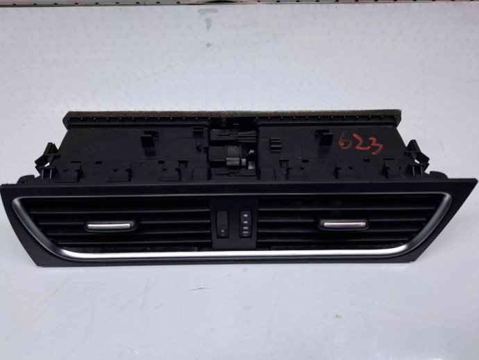 Grila aerisire centrala Audi A4 (8K5, B8) [Fabr 2008-2015] 8T2820951B