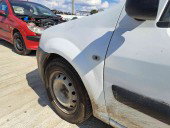 Aripa stanga fata Dacia Logan (LS) [Fabr 2004-2012] ALB