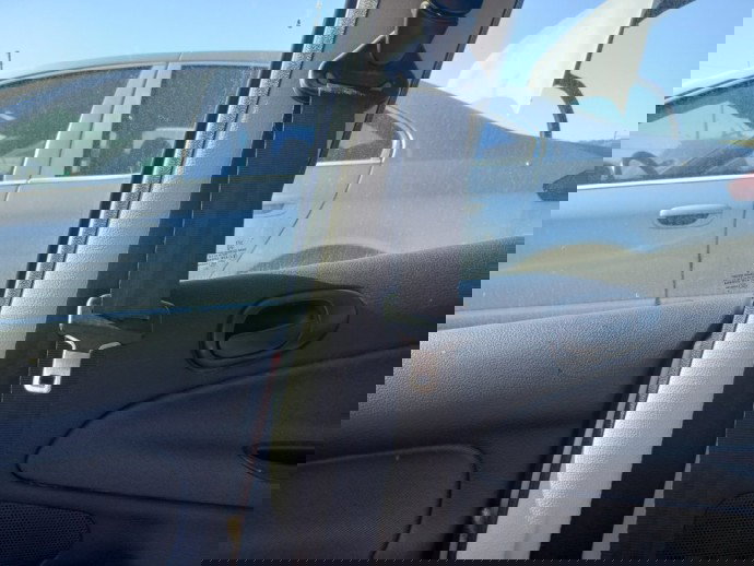 Centura dreapta fata Peugeot 206 1.2 Benz OEM 1998-2009