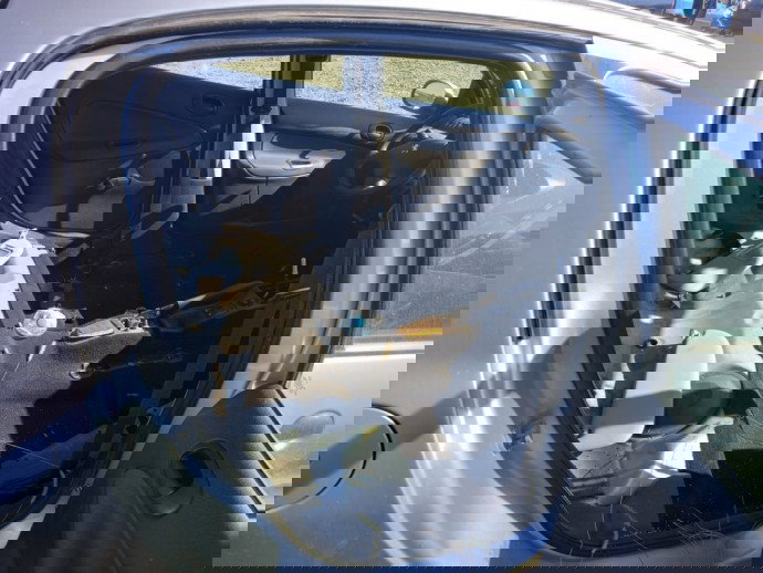 Cheder usa dreapta spate Peugeot 206 1.2 Benz OEM 1998-2009