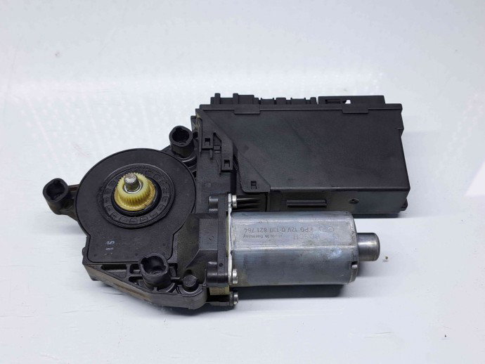 Motoras geam dreapta fata Audi A4 (8EC, B7) [Fabr 2004-2008] 8E1959802B / 0130821764